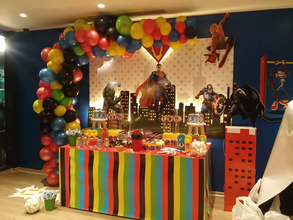 İstanbul balon figürleri uygulaması — Esin Balon organizasyon