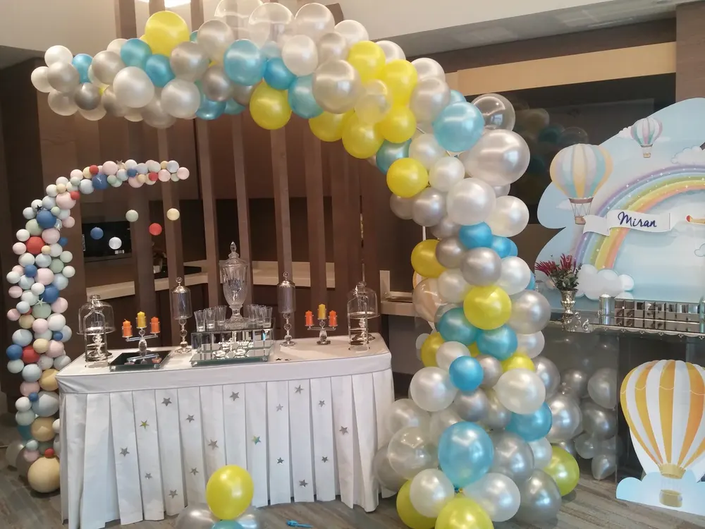 İstanbul balon figürleri uygulaması — Esin Balon organizasyon