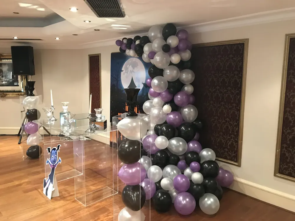 İstanbul balon figürleri uygulaması — Esin Balon organizasyon
