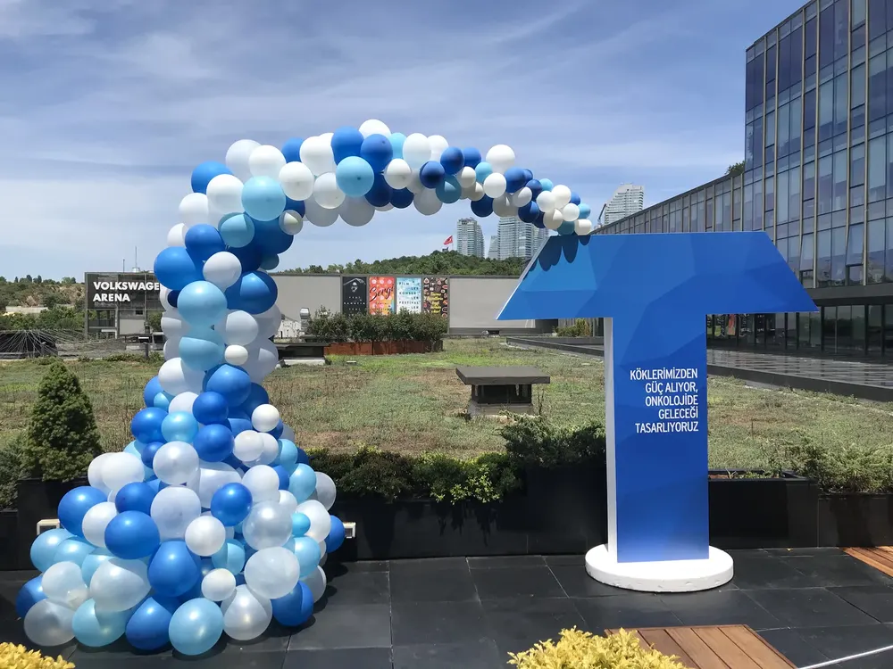 İstanbul balon figürleri uygulaması — Esin Balon organizasyon