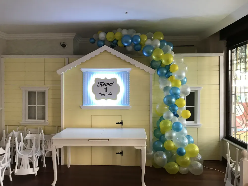 İstanbul balon figürleri uygulaması — Esin Balon organizasyon