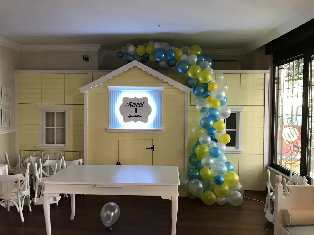 İstanbul balon figürleri uygulaması — Esin Balon organizasyon