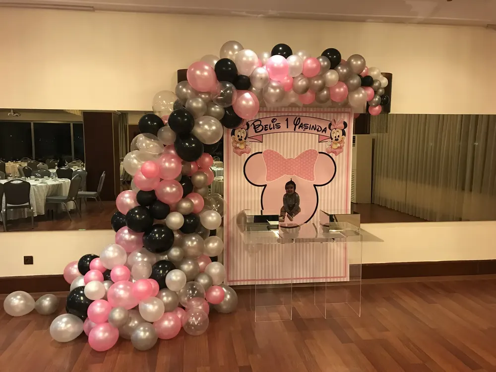 İstanbul balon figürleri uygulaması — Esin Balon organizasyon