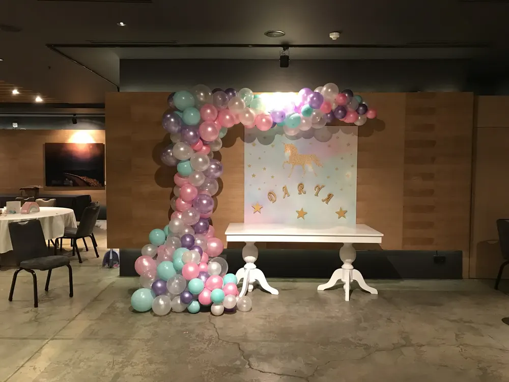 İstanbul balon figürleri uygulaması — Esin Balon organizasyon