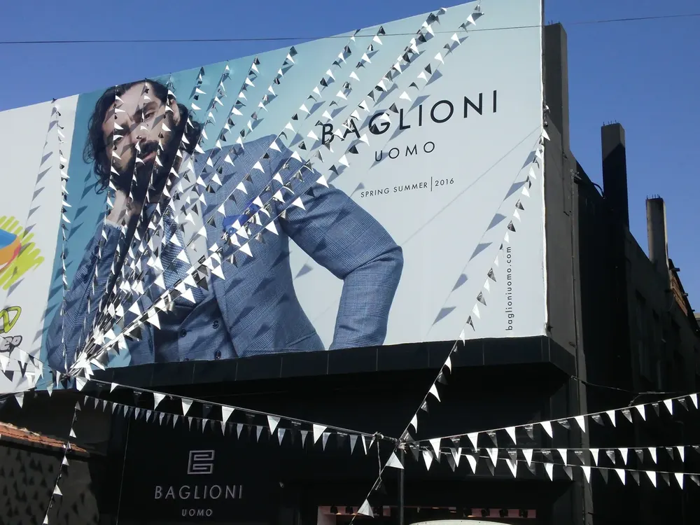 İstanbul bayrak süsleme uygulaması — Esin Balon organizasyon