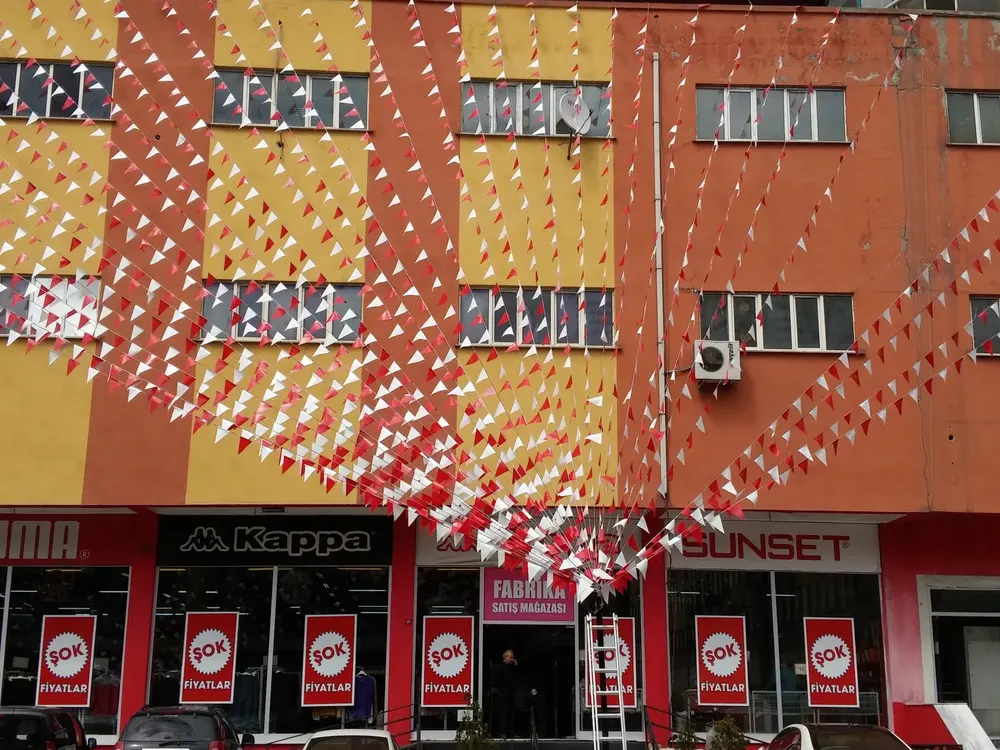 Bayrak Süsleme çalışması — Esin Balon İstanbul
