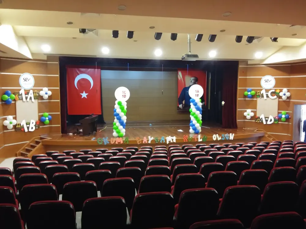 Dikme Sütun Balon Süsleme çalışması — Esin Balon İstanbul