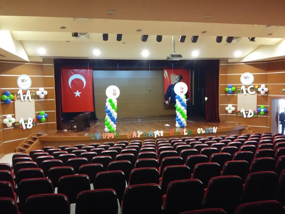 Dikme Sütun Balon Süsleme çalışması — Esin Balon İstanbul