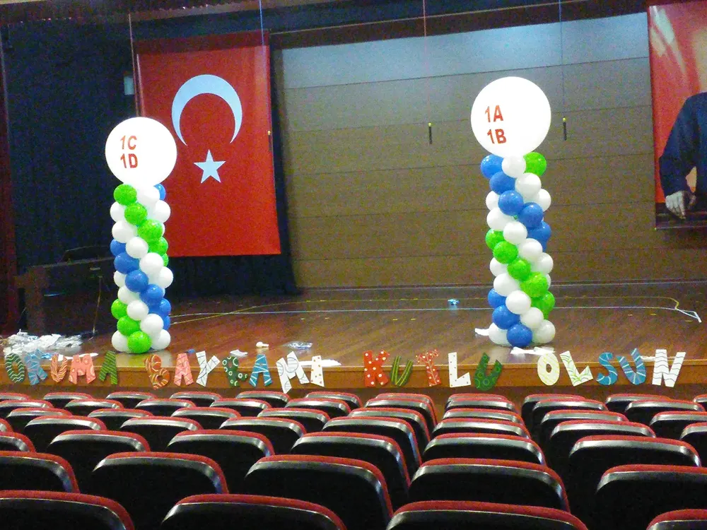 Dikme Sütun Balon Süsleme çalışması — Esin Balon İstanbul