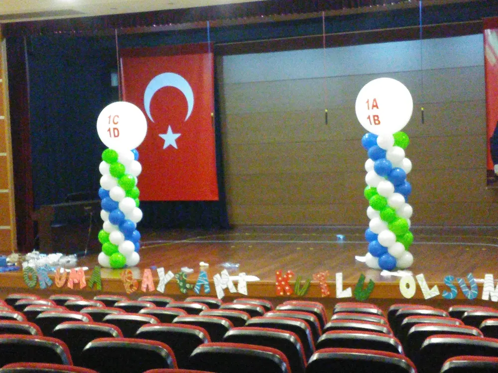 Dikme Sütun Balon Süsleme çalışması — Esin Balon İstanbul