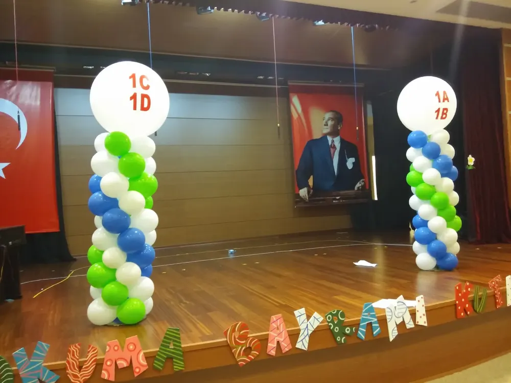 Dikme Sütun Balon Süsleme çalışması — Esin Balon İstanbul