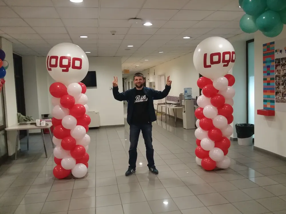 İstanbul dikme sütun balon süsleme uygulaması — Esin Balon organizasyon