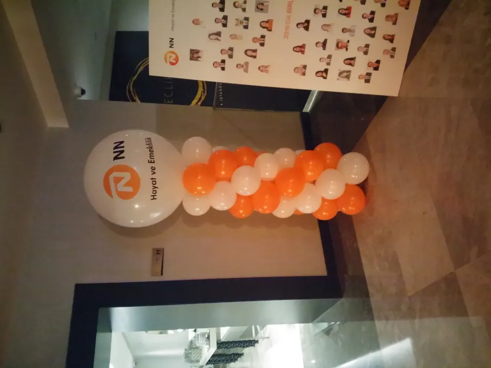 İstanbul dikme sütun balon süsleme uygulaması — Esin Balon organizasyon