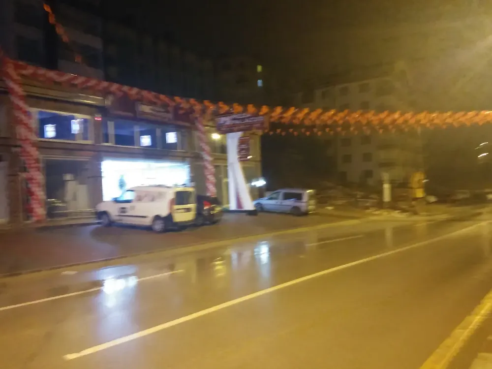İstanbul dikme sütun balon süsleme uygulaması — Esin Balon organizasyon