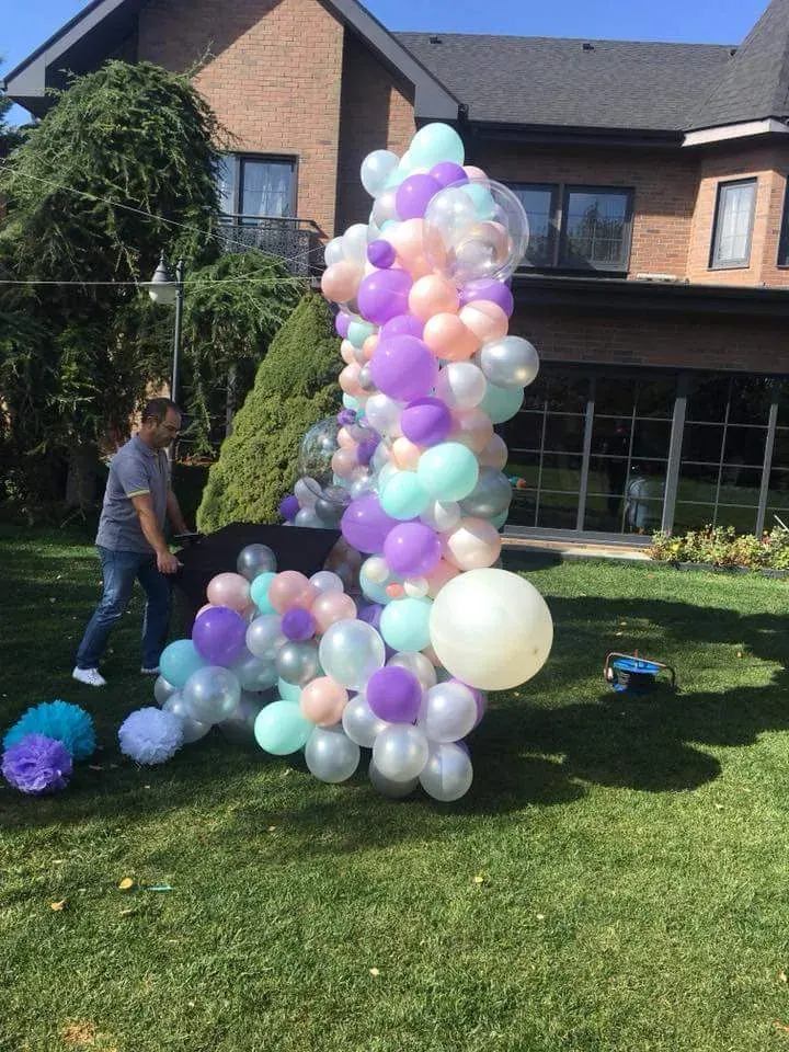 Doğum Günü Balon Süsleme örneği, profesyonel kurulum — Esin Balon