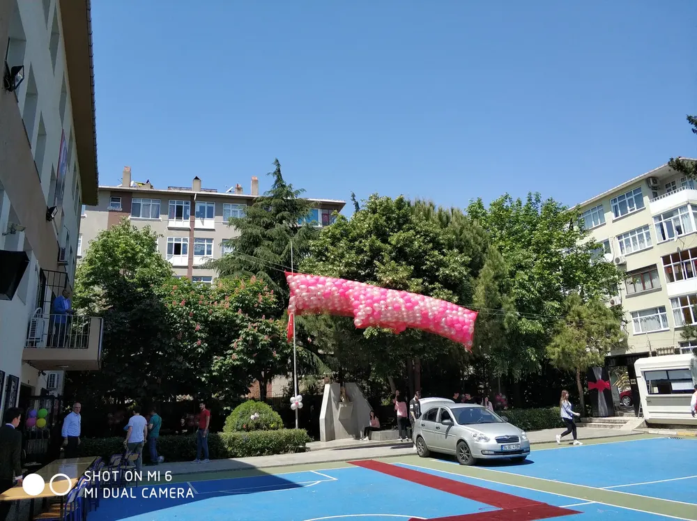 Dökme Balon örneği, profesyonel kurulum — Esin Balon