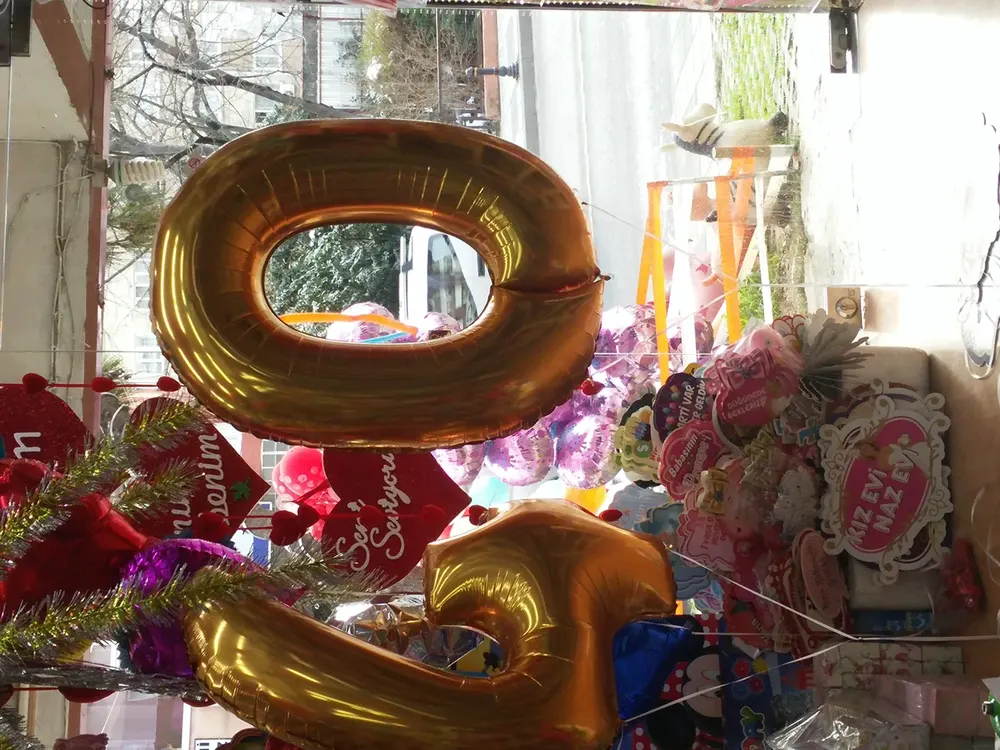 İstanbul folyo harf ve rakam balon uygulaması — Esin Balon organizasyon