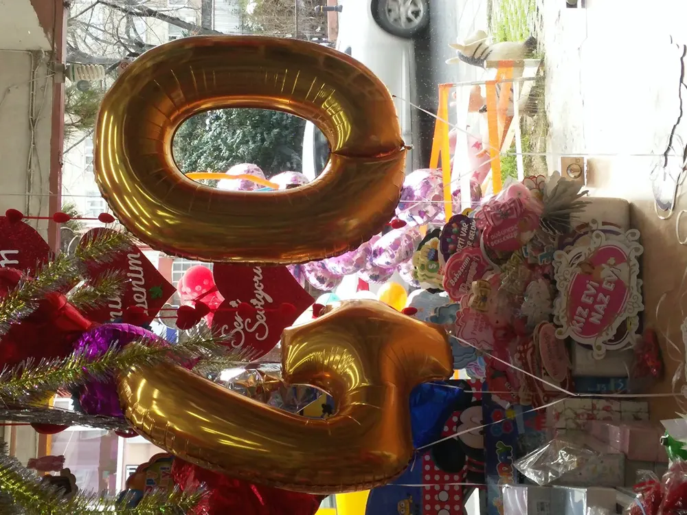 İstanbul folyo harf ve rakam balon uygulaması — Esin Balon organizasyon