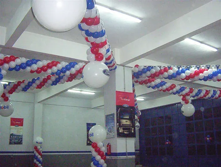 Jumbo Balon örneği, profesyonel kurulum — Esin Balon
