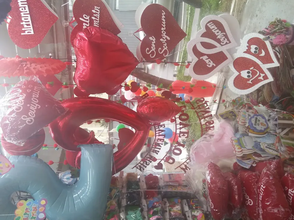 Kalpli Uçan Balon çalışması — Esin Balon İstanbul