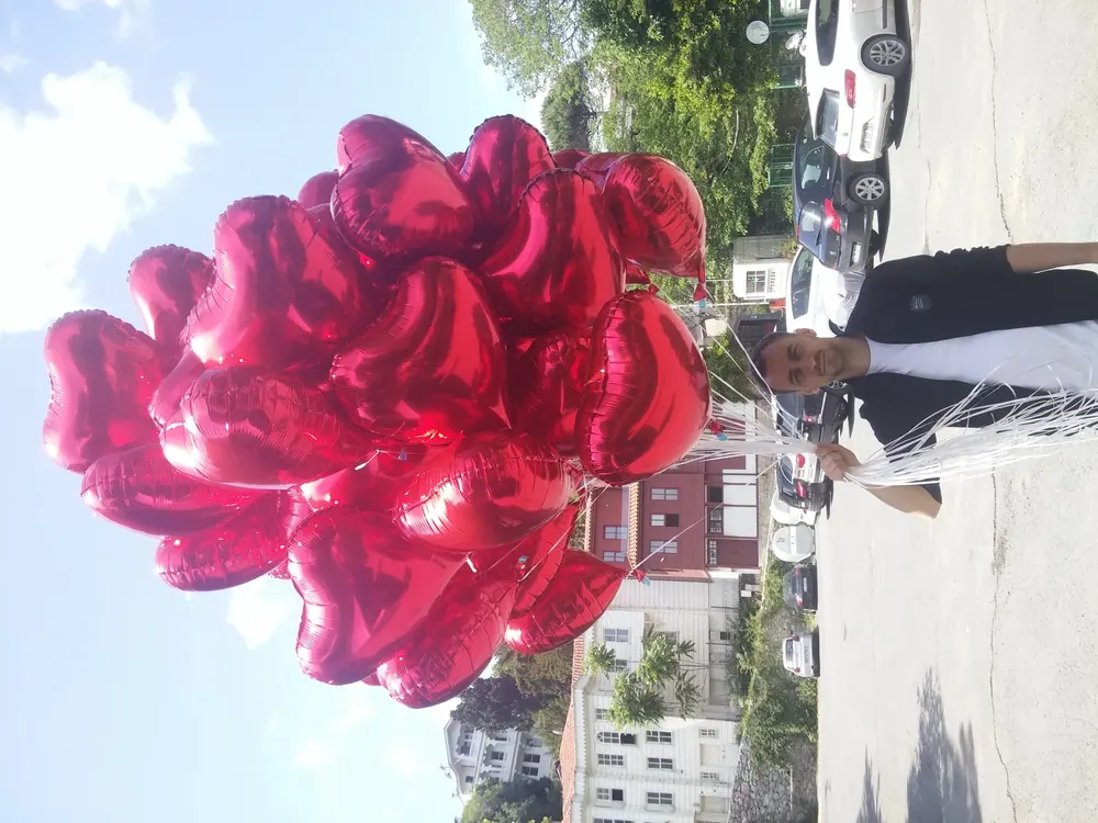 Kalpli Uçan Balon örneği, profesyonel kurulum — Esin Balon
