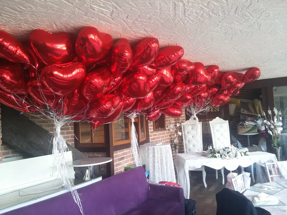 İstanbul kalpli uçan balon uygulaması — Esin Balon organizasyon