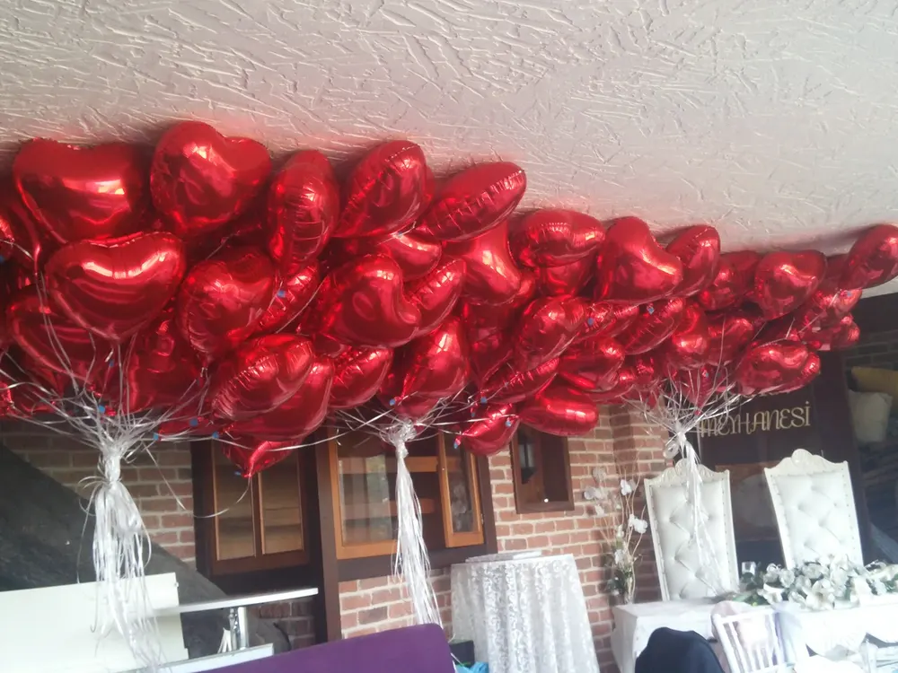 İstanbul kalpli uçan balon uygulaması — Esin Balon organizasyon