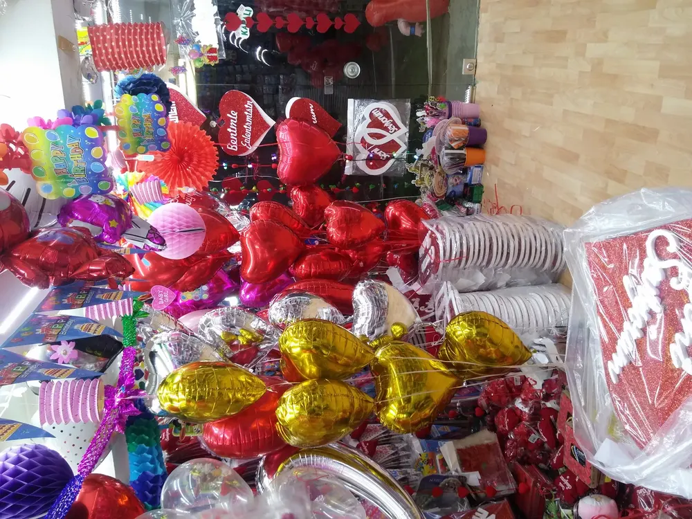 İstanbul kalpli uçan balon uygulaması — Esin Balon organizasyon