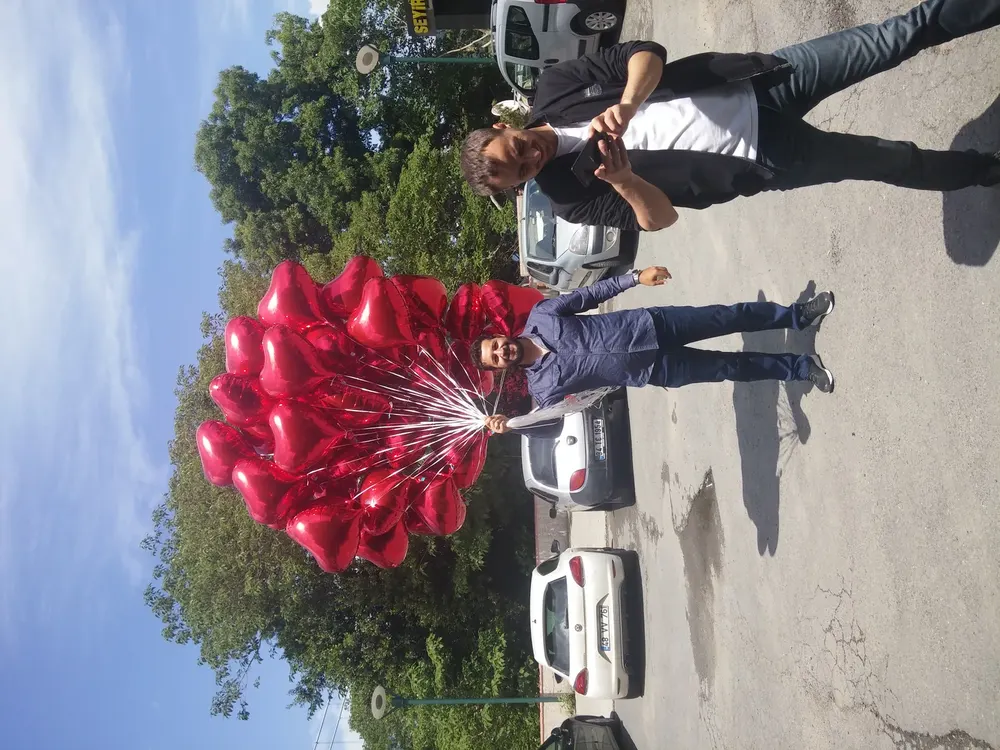 Kalpli Uçan Balon örneği, profesyonel kurulum — Esin Balon