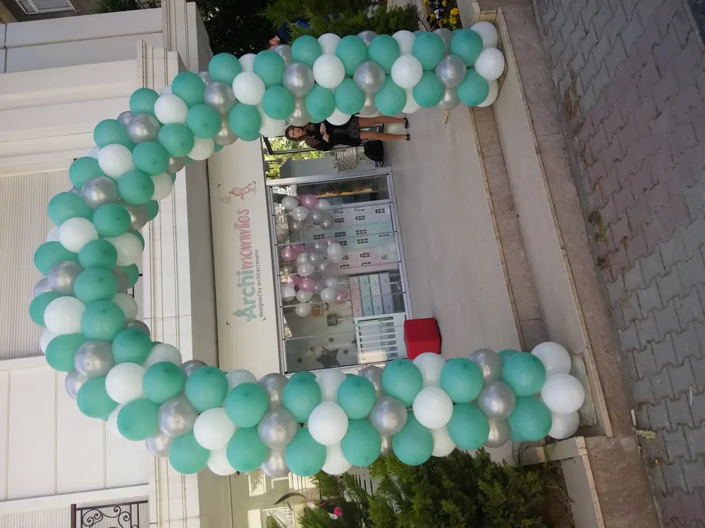 Kapı Takı Balon Süsleme çalışması — Esin Balon İstanbul