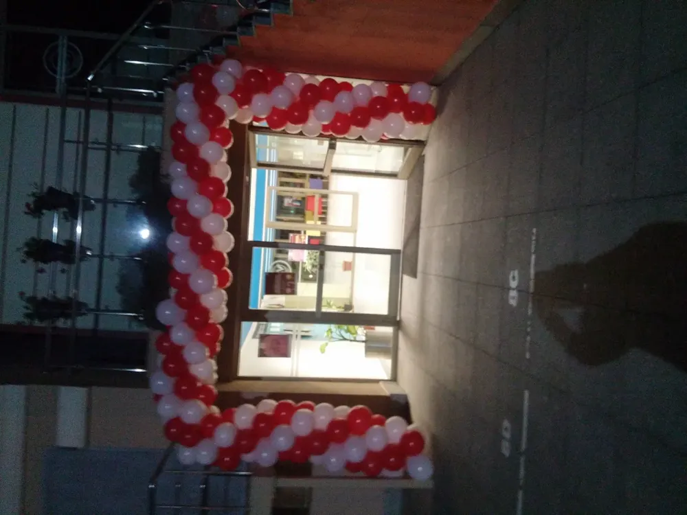 İstanbul kapı takı balon süsleme uygulaması — Esin Balon organizasyon