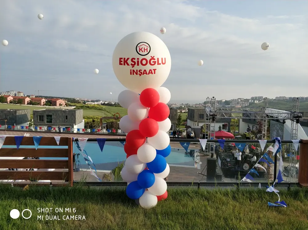 Kokteyl Bistro Masası çalışması — Esin Balon İstanbul