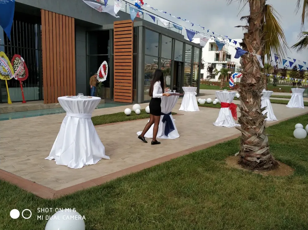 Kokteyl Bistro Masası çalışması — Esin Balon İstanbul