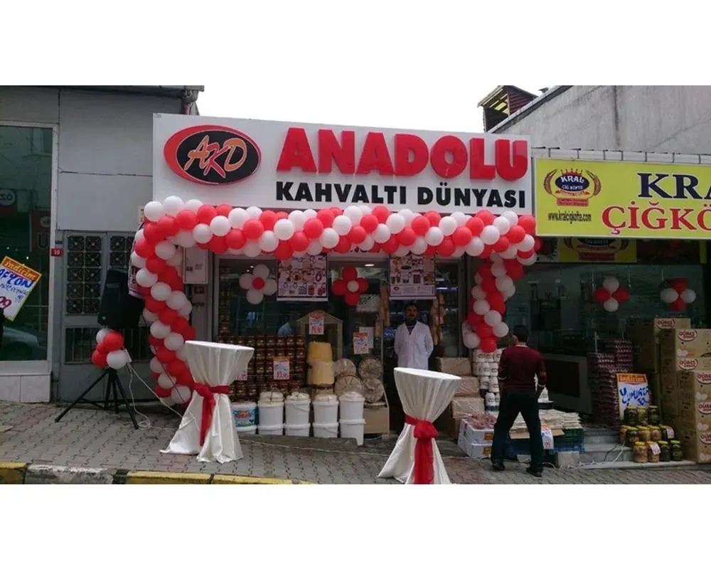 Kokteyl Bistro Masası çalışması — Esin Balon İstanbul