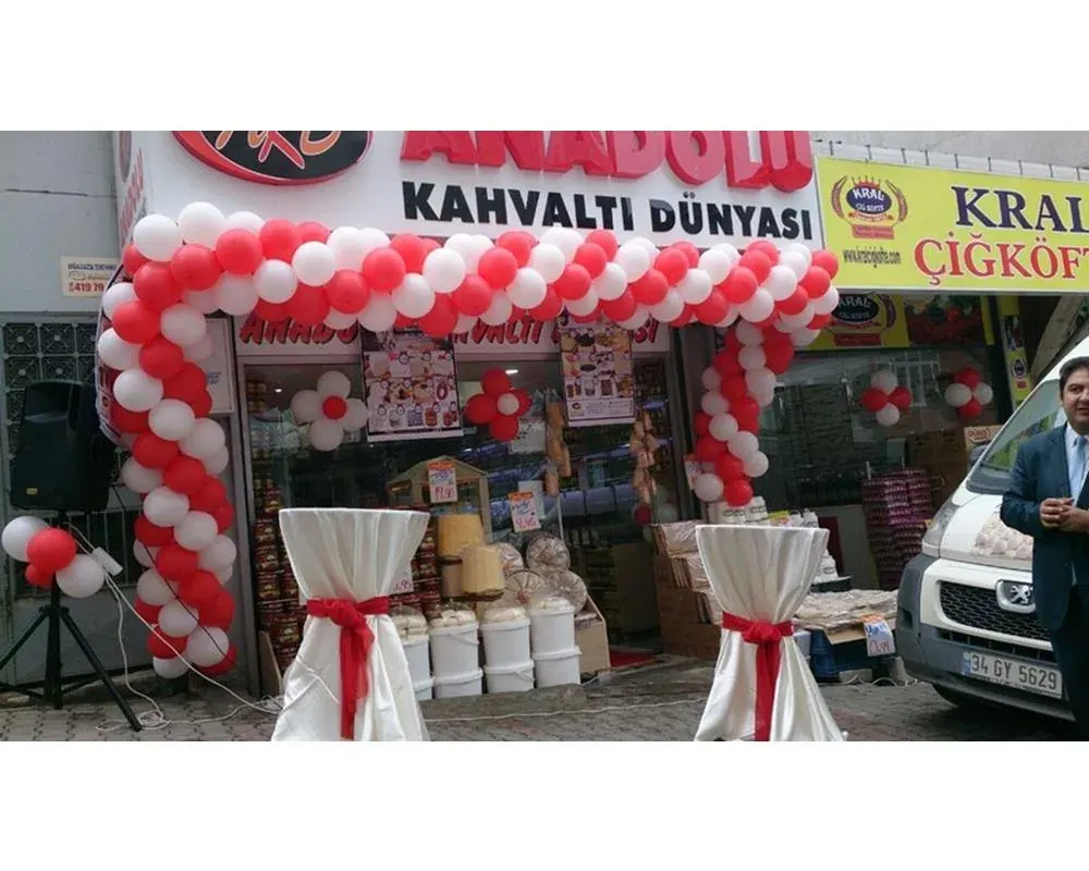 Kokteyl Bistro Masası çalışması — Esin Balon İstanbul