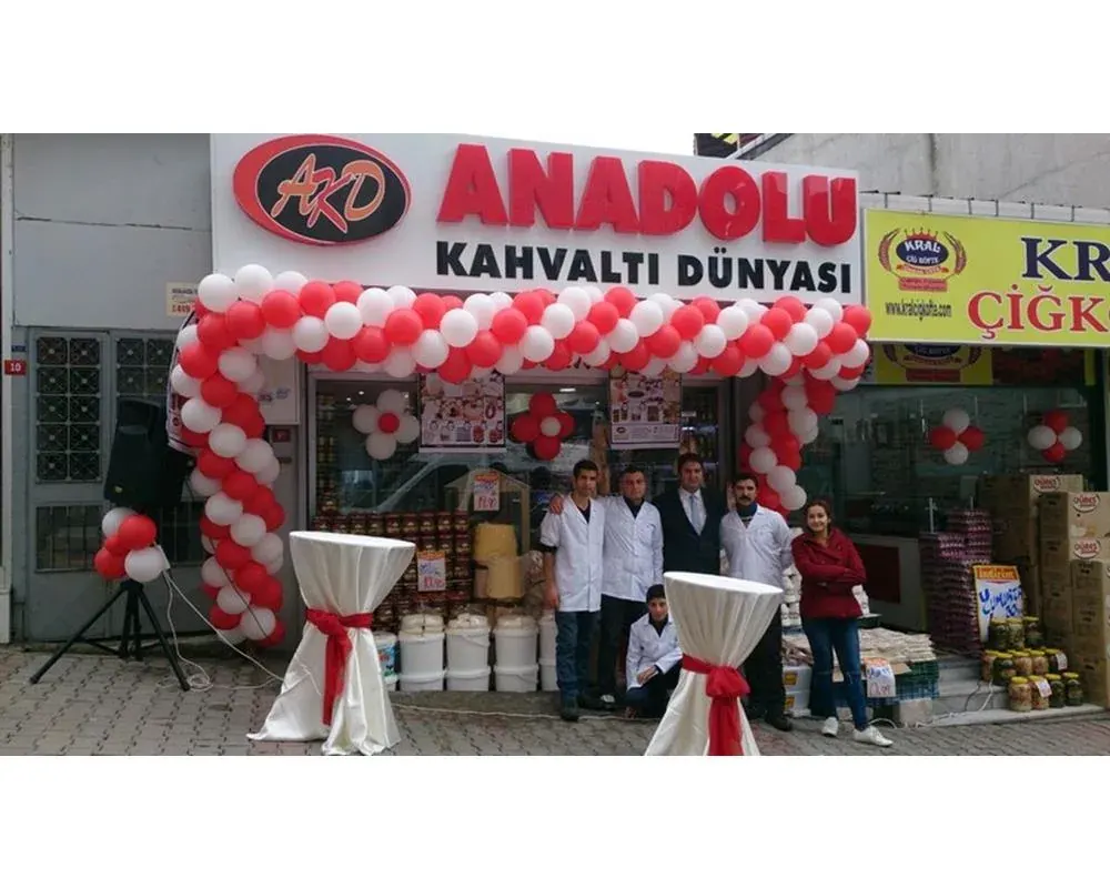 Kokteyl Bistro Masası çalışması — Esin Balon İstanbul