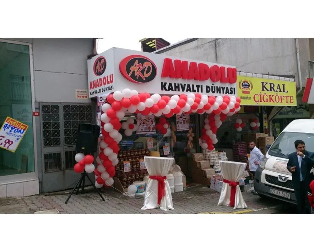 Kokteyl Bistro Masası çalışması — Esin Balon İstanbul