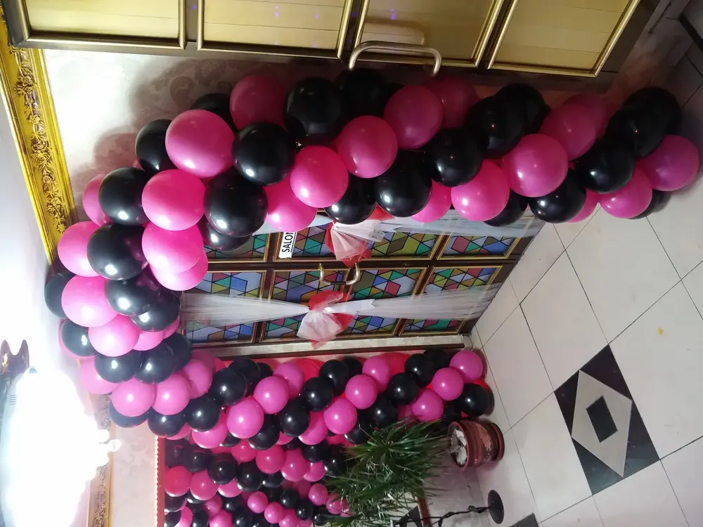 Mağaza Açılışı Balon Süsleme çalışması — Esin Balon İstanbul