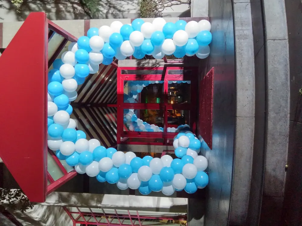 Mağaza Açılışı Balon Süsleme çalışması — Esin Balon İstanbul