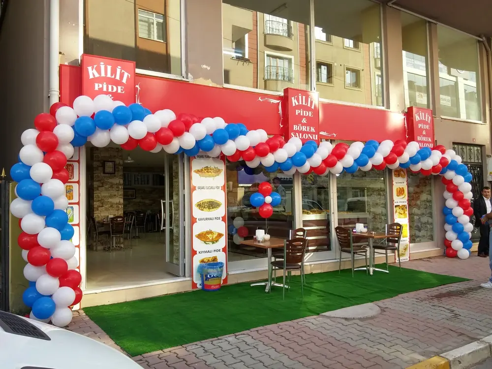 Mağaza Açılışı Balon Süsleme çalışması — Esin Balon İstanbul