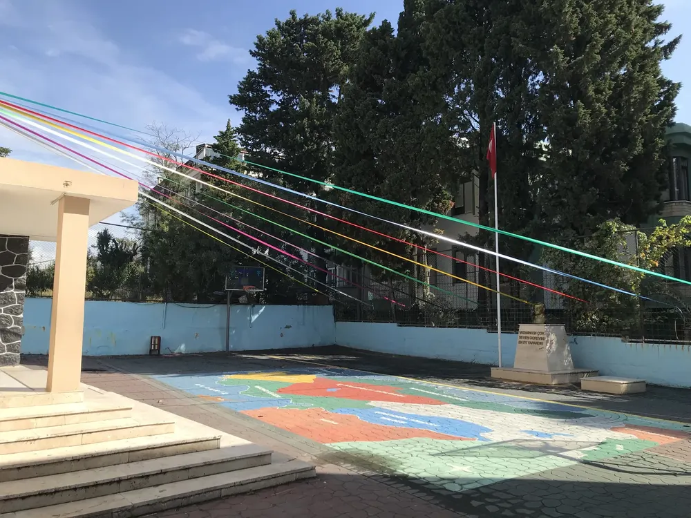 Mezuniyet ve Okul Balon Süsleme örneği, profesyonel kurulum — Esin Balon
