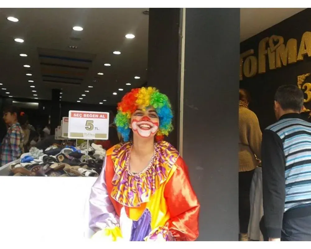 İstanbul palyaço uygulaması — Esin Balon organizasyon