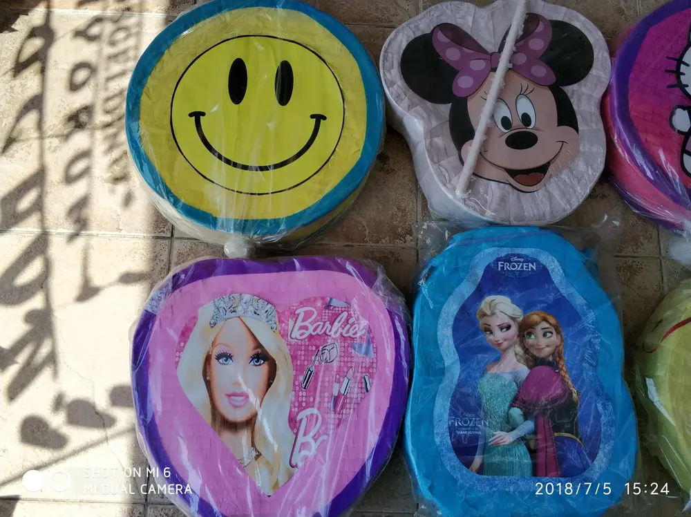 Pinyata Çeşitleri örneği, profesyonel kurulum — Esin Balon