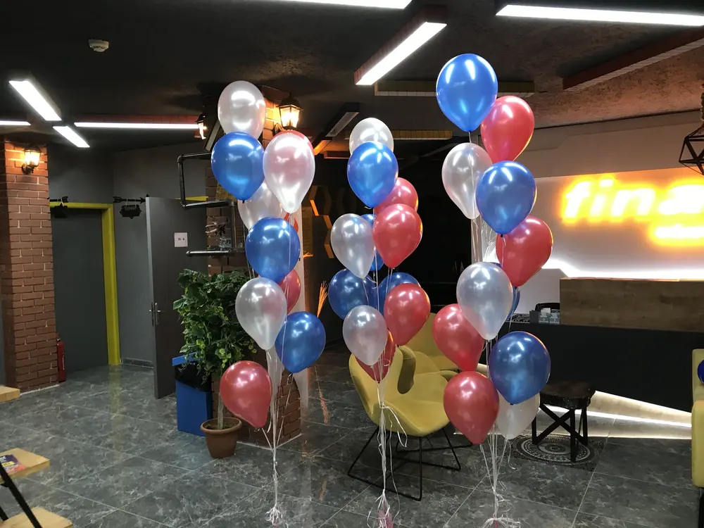 İstanbul uçan balon süsleme uygulaması — Esin Balon organizasyon