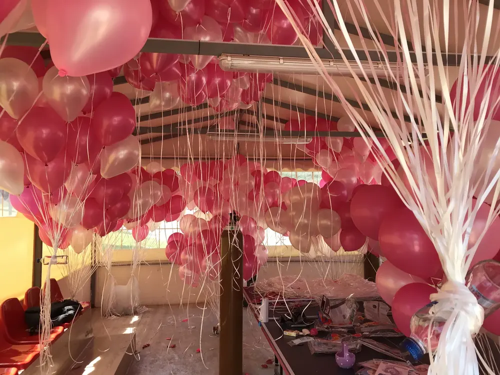 İstanbul uçan balon süsleme uygulaması — Esin Balon organizasyon