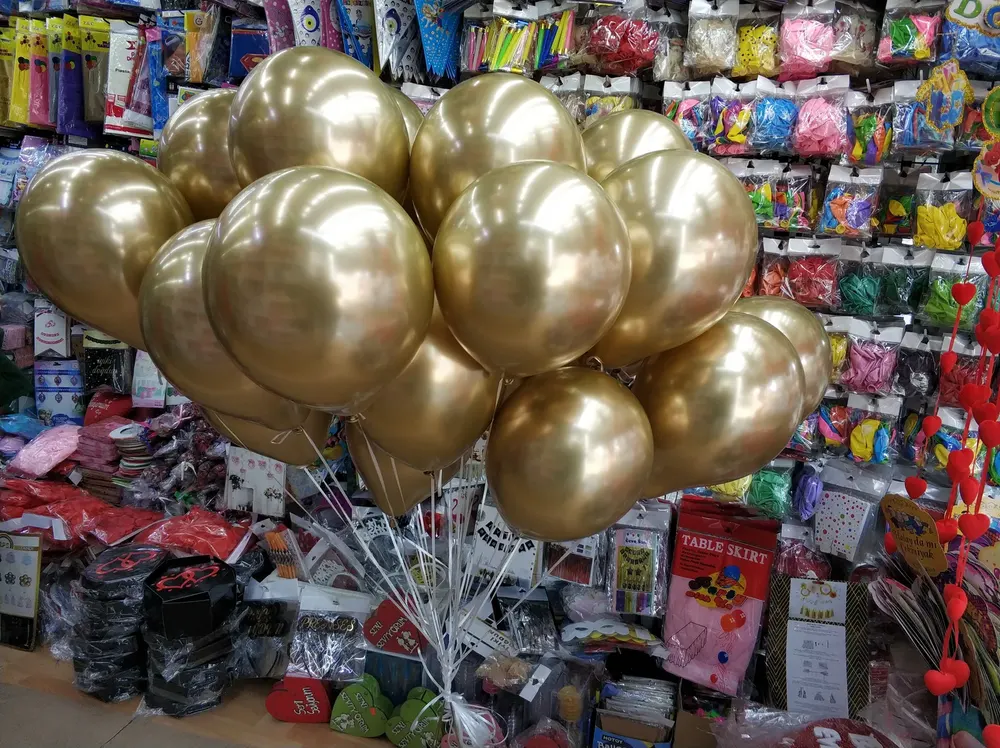 Uçan Balon Süsleme örneği, profesyonel kurulum — Esin Balon