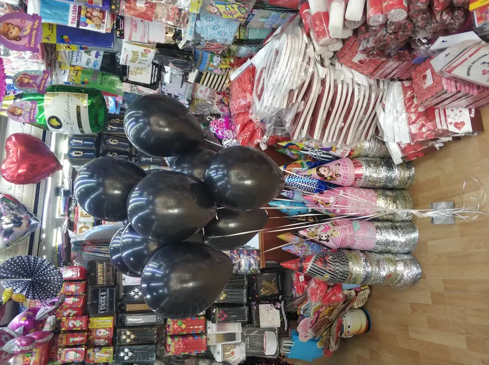 Uçan Balon Süsleme örneği, profesyonel kurulum — Esin Balon
