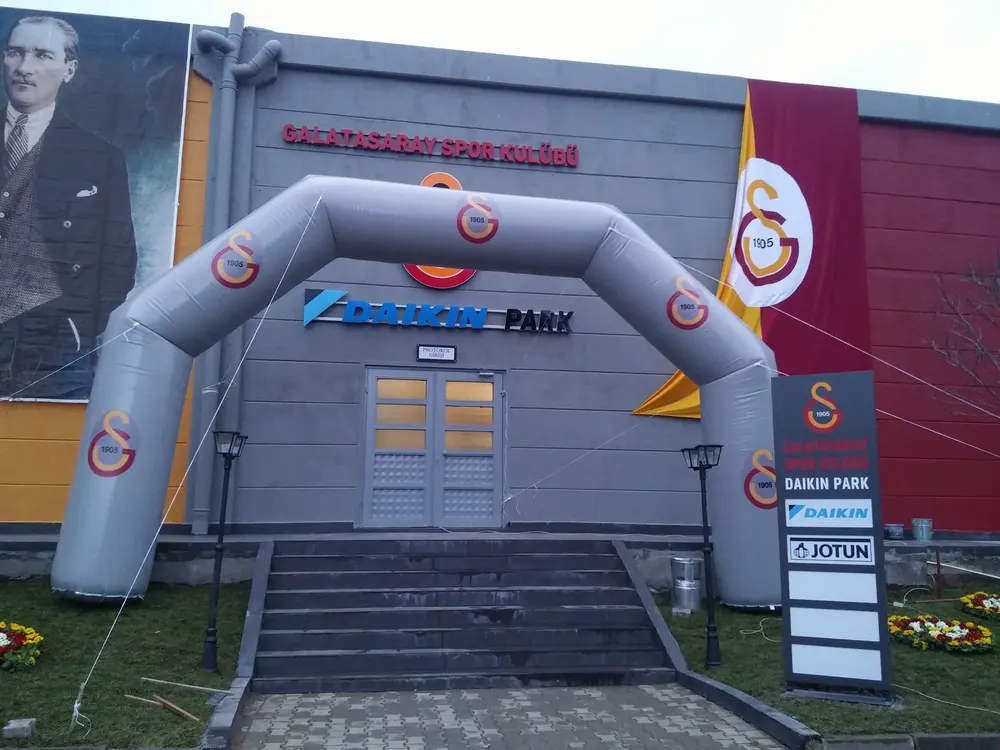 Yol Takı Balon Süsleme çalışması — Esin Balon İstanbul