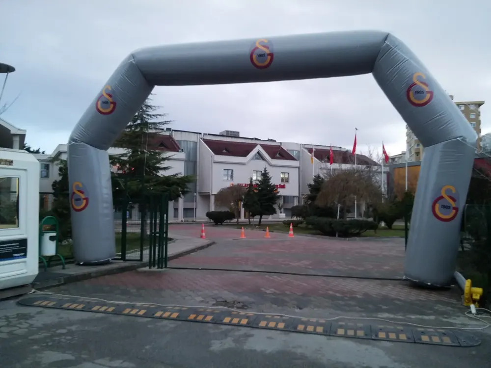 Yol Takı Balon Süsleme çalışması — Esin Balon İstanbul