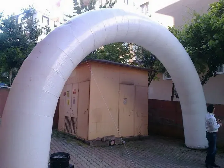 İstanbul yol takı balon süsleme uygulaması — Esin Balon organizasyon